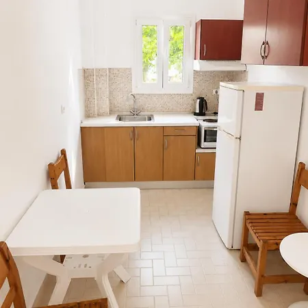 Odysseus Apart-hotel 3*